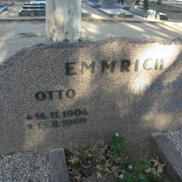 Em - Surnames beginning with the letters Em