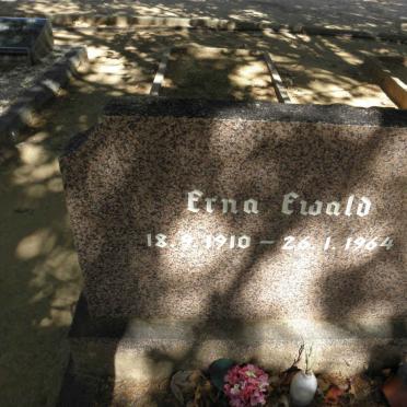 EWALD Erna 1910-1964