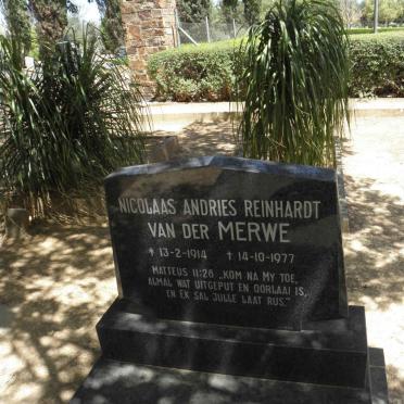 MERWE Nicolaas Andries Reinhardt, van der 1914-1977