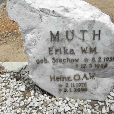 MUTH O.A.W. 1926-2008 &amp; W.M. STECHOW 1931-1996