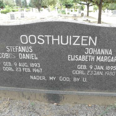 OOSTHUIZEN Stefanus Jacobus Daniel 1893-1967 &amp; Johanna Elisabeth Margaretha 1895-1980