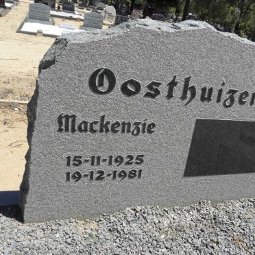 OOSTHUIZEN Mackenzie 1925-1981