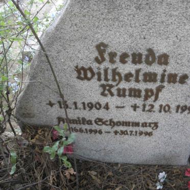 RUMPF Freuda Wilhelmine 1904-1993 :: SCHOMMARZ Annita 1996-1996