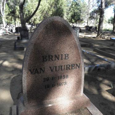 VUUREN Ernie, van 1956-1973