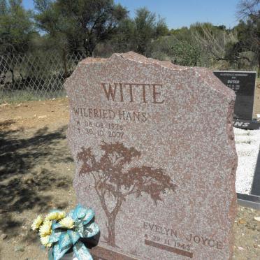 WITTE Wilfried Hans 1938-2007 &amp; Evelyn Joyce 1943-