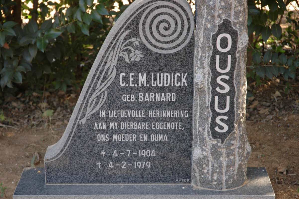 LUDICK C.E.M. nee BARNARD 1904-1979