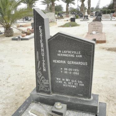 ESTERHUIZEN Hendrik Gerhardus 1951-1992