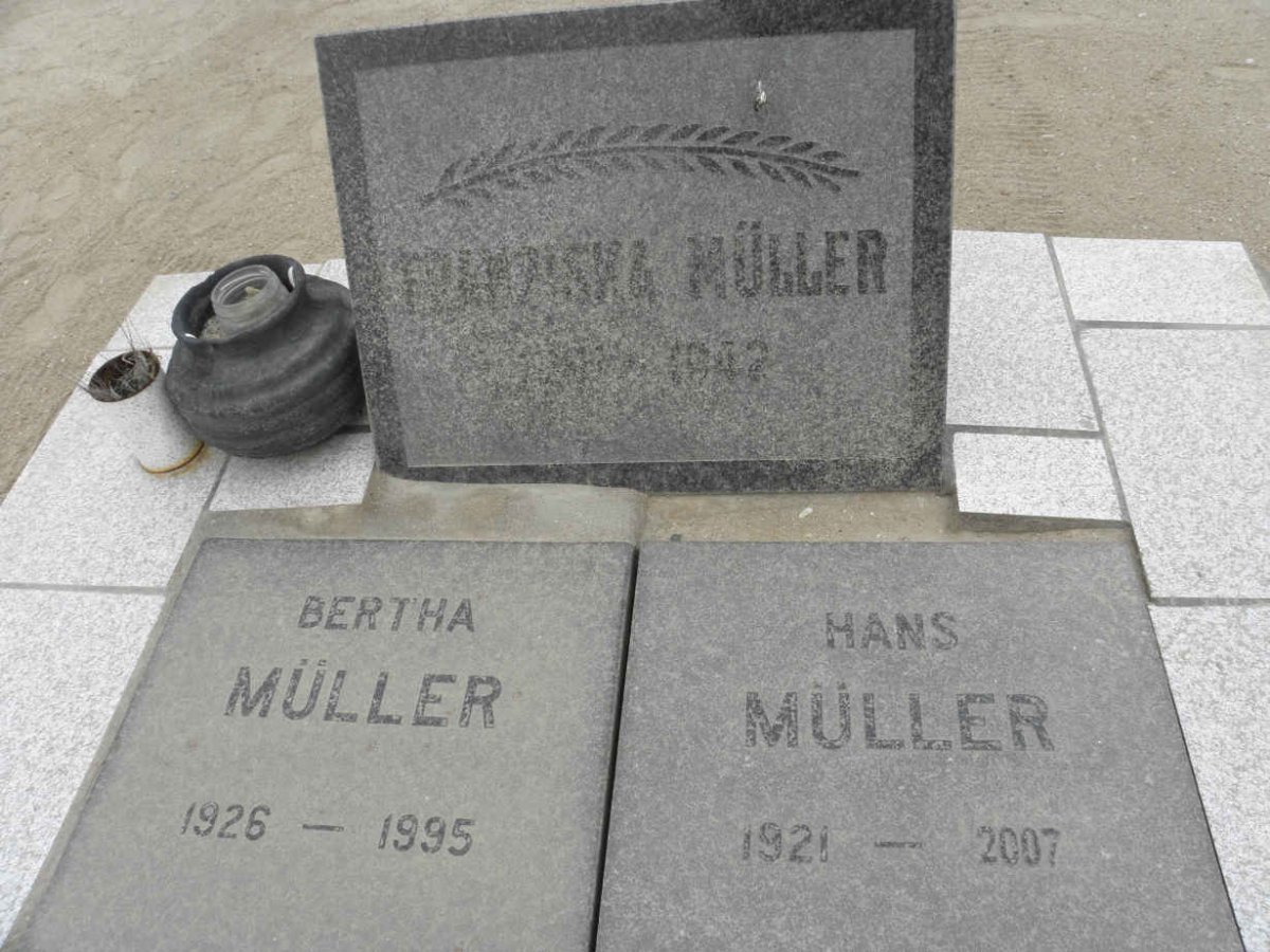 MÜLLER Franziska ?-1942 :: MÜLLER Bertha 1926-1995 :: MÜLLER Hans 1921-2007