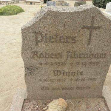 PIETERS Robert Abraham 1926-1990 &amp; Winnie 1927-1997
