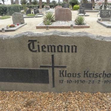 T - Vanne :: Surnames - T