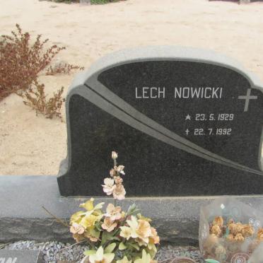 WALDRON Buster 1906-1968 &amp; Molly 1915-1986 :: TOMLINSON Mitzi nee WALDRON 1947-2001 :: NOWICKI Lech 1929-1992