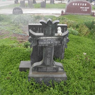 SLIPPERS Frederik Petrus 1937-2001