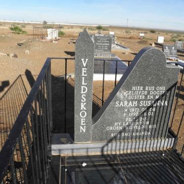 VELDSKOEN Sarah Susanna 1972-1997