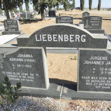 LIEBENBERG Jurgens Johannes Jacobus 1916-1991 &amp; Johanna Adriana FOURIE 1922-