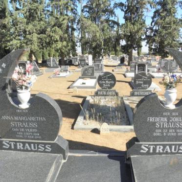 STRAUSS Frederik Johannes 1921-1981 &amp; Anna Margaretha DE VILLIERS 1928-2002