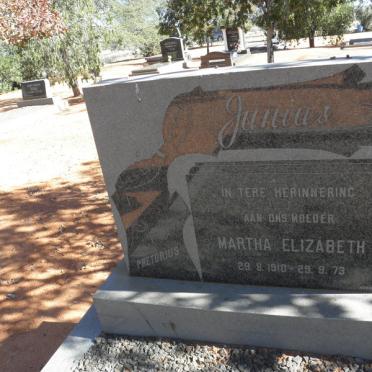 JUNIUS Martha Elizabeth nee PRETORIUS 1910-1973