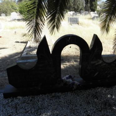 NEL Petrus Johannes Steenkamp 1919-1984 &amp; Johanna Alida KRUGER 1921-2010