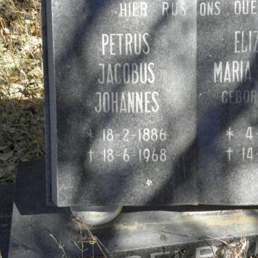 ?BEECK Petrus Jacobus Johannes 1886-1968 &amp; Elizabeth Maria Magrieta COFFEE 1888-1962