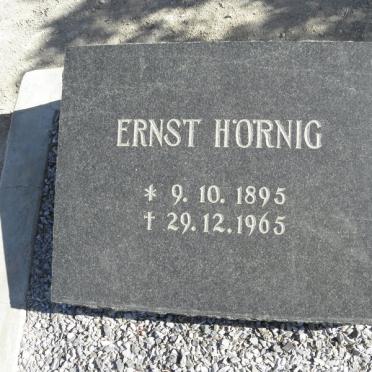 HORNIG Ernst 1895-1965