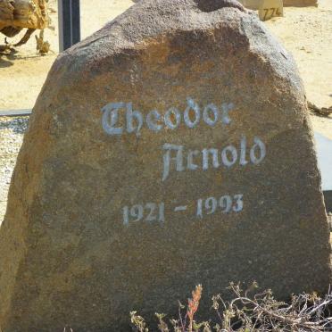 ARNOLD Theodor 1921-1993