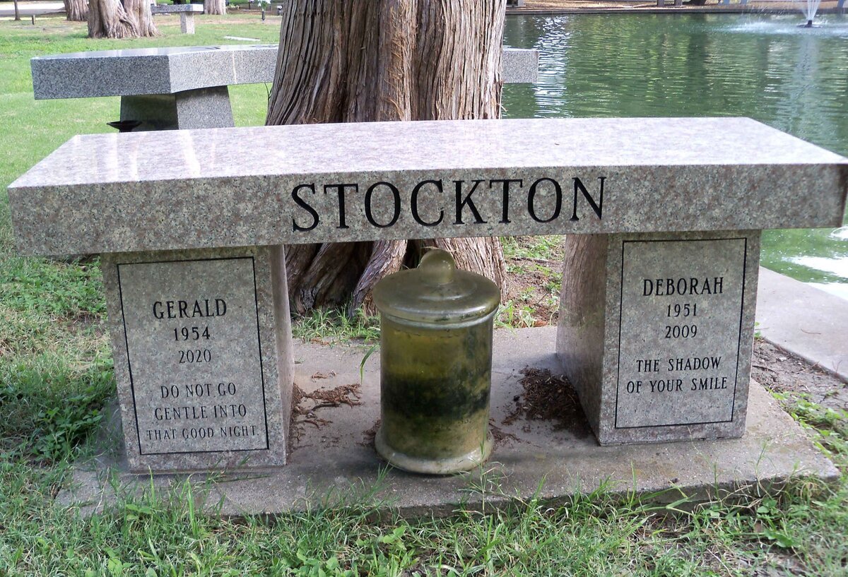 STOCKTON Gerald 1954-2020 & Deborah 1951-2009