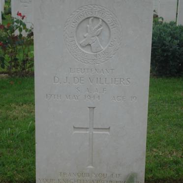 VILLIERS D.J. ,de -1944