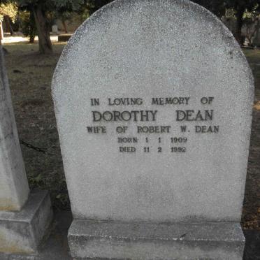 DEAN Dorothy 1909-1992