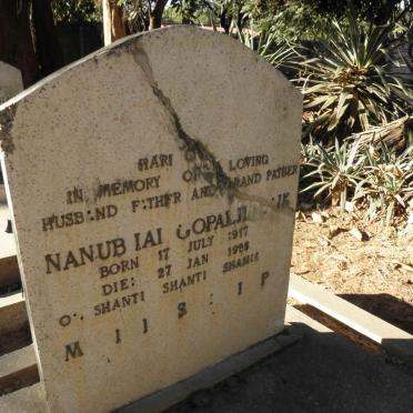 N - Vanne :: Surnames - N