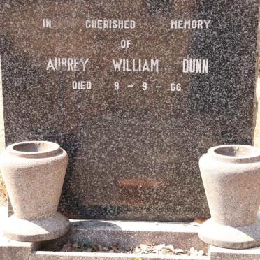 Zimbabwe, Manicaland Province, District MAKONI, Nyazura, cemetery