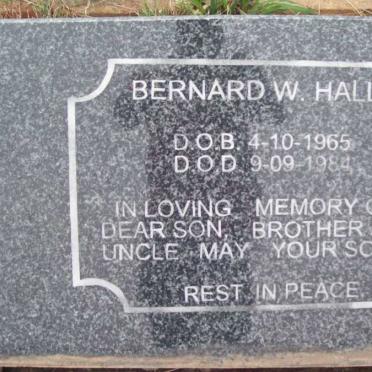 HALL Bernard W. 1965-1984