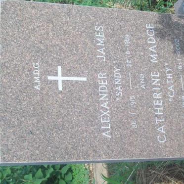 CHISHOLM Alexander James 1915-1989 &amp; Catherin Madge 1918-2002